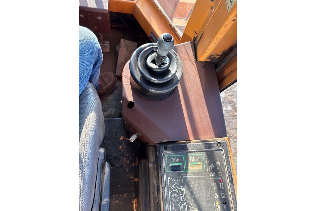 Case 821B - Image 32 of 33