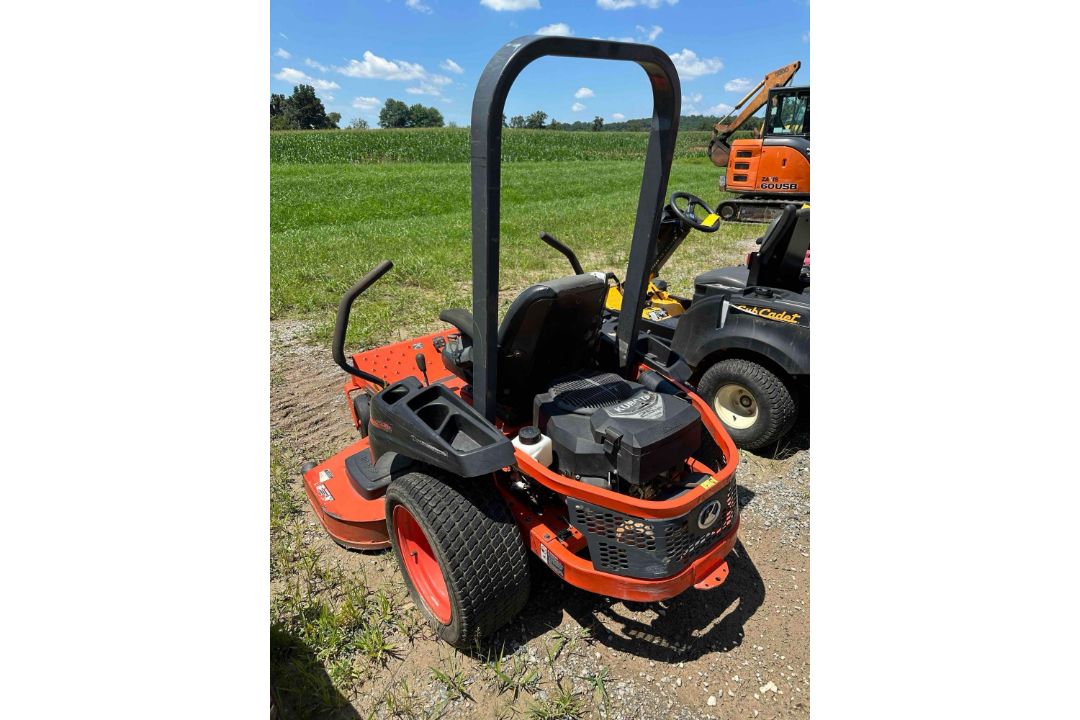 Kubota Z125S Zero Turn - Image 6 of 10