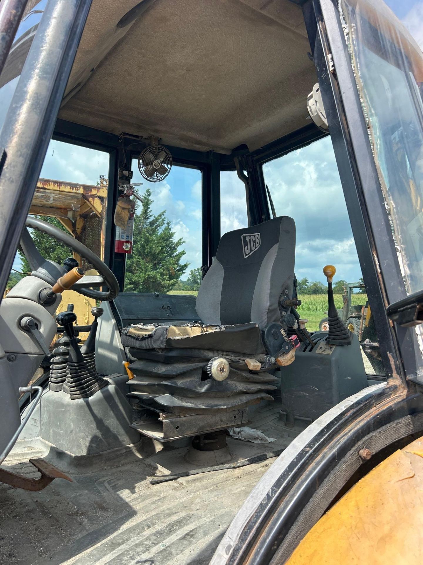 JCB 2145 - Image 13 of 17