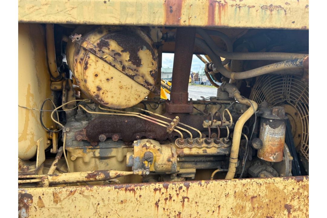 CAT D6C Dozer - Image 13 of 17