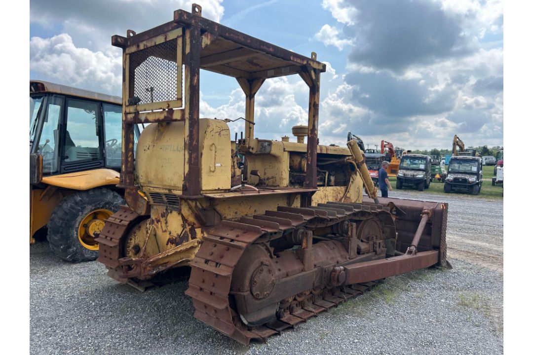 CAT D6C Dozer - Image 5 of 17