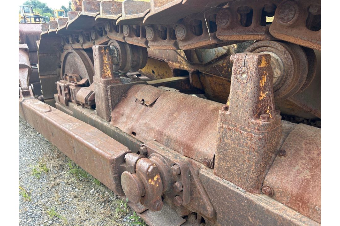 CAT D6C Dozer - Image 10 of 17