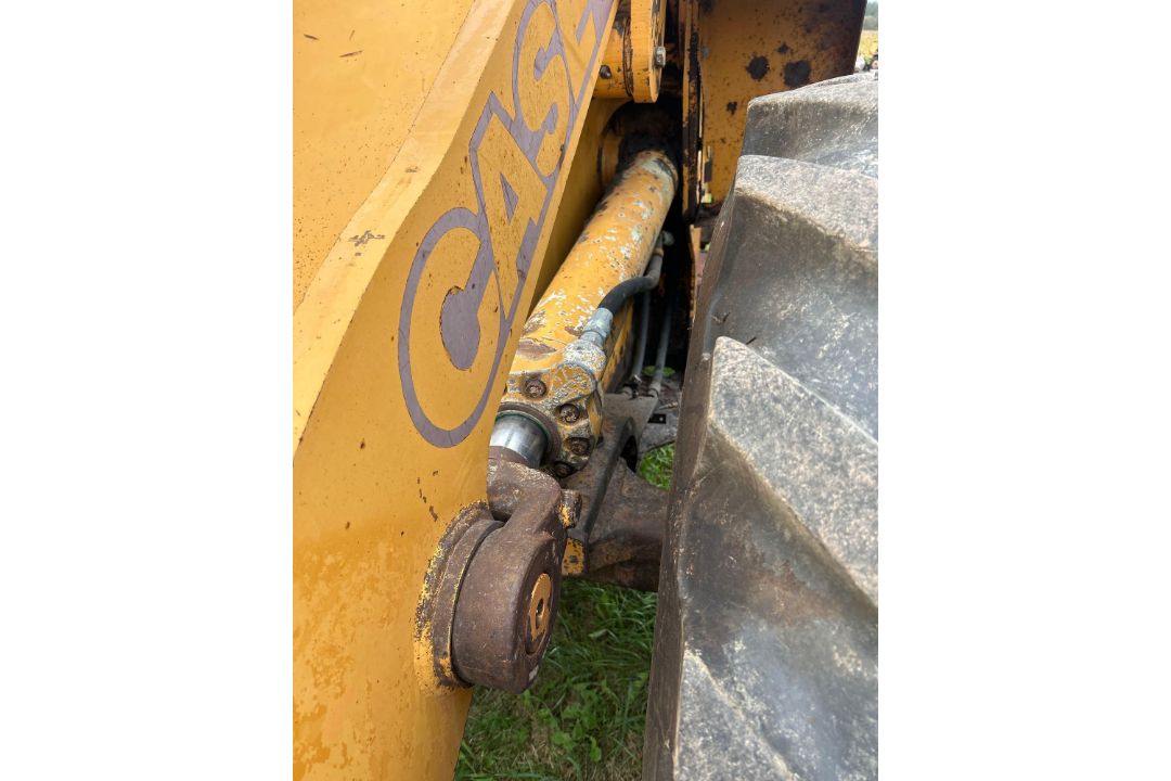 Case 721B - Image 12 of 25