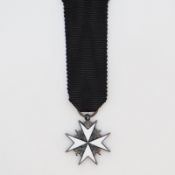 Great Britain Order of St John Miniature Medal