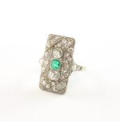 Art Deco-Ring, 750/ooo WG, Diamanten u. Smaragd