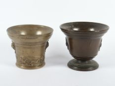 zwei kleine Mörser, Bronze, Frankreich, 17./18.Jh.