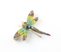 Brosche, 750/ooo GG, Libelle, Rubin, Diamanten und einem blauen Farbstein