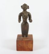 Figur einer Gottheit, Bronze, Indien