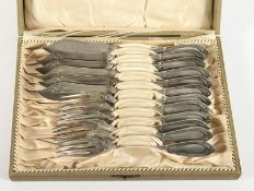Jugendstil-Fischbesteck für sechs Personen, 800/ooo, Wilkens, Bremen, um 1910