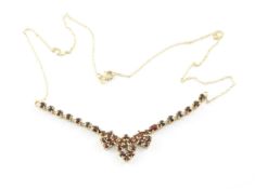 Granatcollier, 333/ooo GG, 5,1g