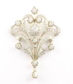 Diamantanhänger, 583/ooo WG, besetzt mit einem Brillanten von ca. 1,5 ct., 23g