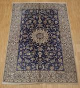 Teppich Nain, 350 x 243