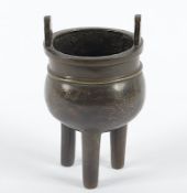 Weihrauchbrenner vom Typ Ding, Bronze, China, E.19.Jh.