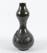 Vase in Form eines Doppelkürbis, Bronze, Japan, Meiji