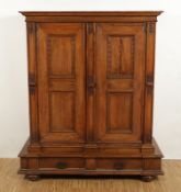 kleiner Barock-Schrank, Nussbaum, deutsch, um 1700
