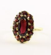 Granatring, 333/ooo Gelbgold, 4,4g