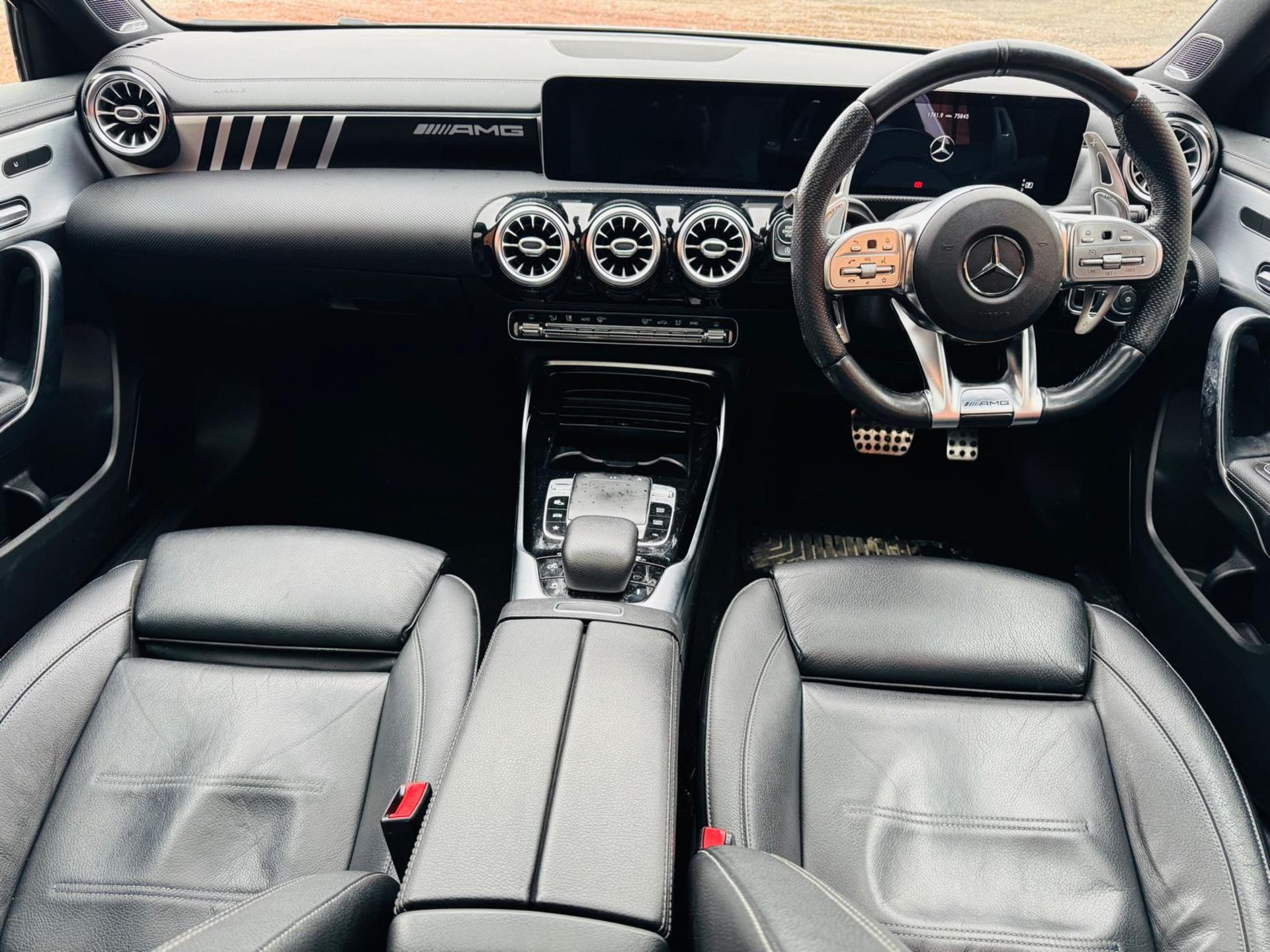 MERCEDES-BENZ A35 AMG (PREMIUM PLUS) PAN ROOF 2019 (69 PLATE) 75K MILES - Image 19 of 27