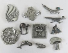 11 Signed Pewter Brooches- Tennesmed & others