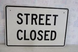 Vintage Street Closed Heavy Aluminum Sign
