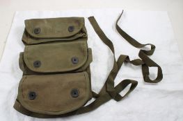 U S Army 3 Pocket Grenade Holder