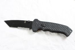 Gerber Folding Lock Blade Knife
