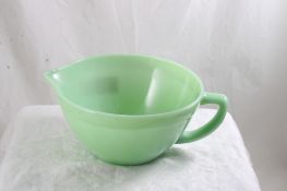 Fire King Jadeite Batter Bowl w/Pour Spout