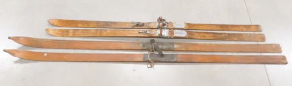 Strand & Unbranded Antique Wooden Downhill Skis