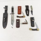 2 Fixed Blade Knives & 3 Pocket Knives