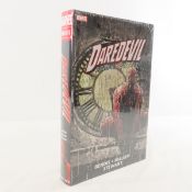Daredevil by Bendis Maleev Stewart Omnibus Vol 2
