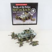 King & Country Battle of The Bulge Tank & Soldiers