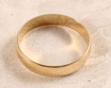 14K Gold Ring Size 8