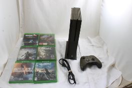 XBOX ONE, Controller & 6 Games