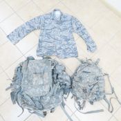 US Military Backpacks & Shirt Size 42 L
