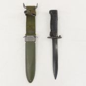 U.S. M8 Bayonet with scabbard & Frog