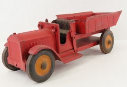 1920s Structo Dump Truck - Repainted
