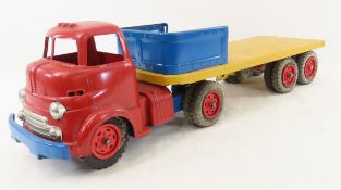 Wyandotte Cab-over Truck & Flatbed Trailer