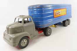 MARX Hi-Way Express Van Lines Semi Truck & Trailer