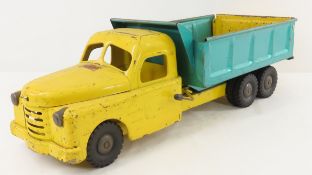 Structo Hydraulic Operated Dump Truck