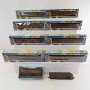 AHM Pennsylvania HO Train Passenger Set