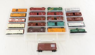 21 HO Scale Freight Cars in Plastic Carry Case
