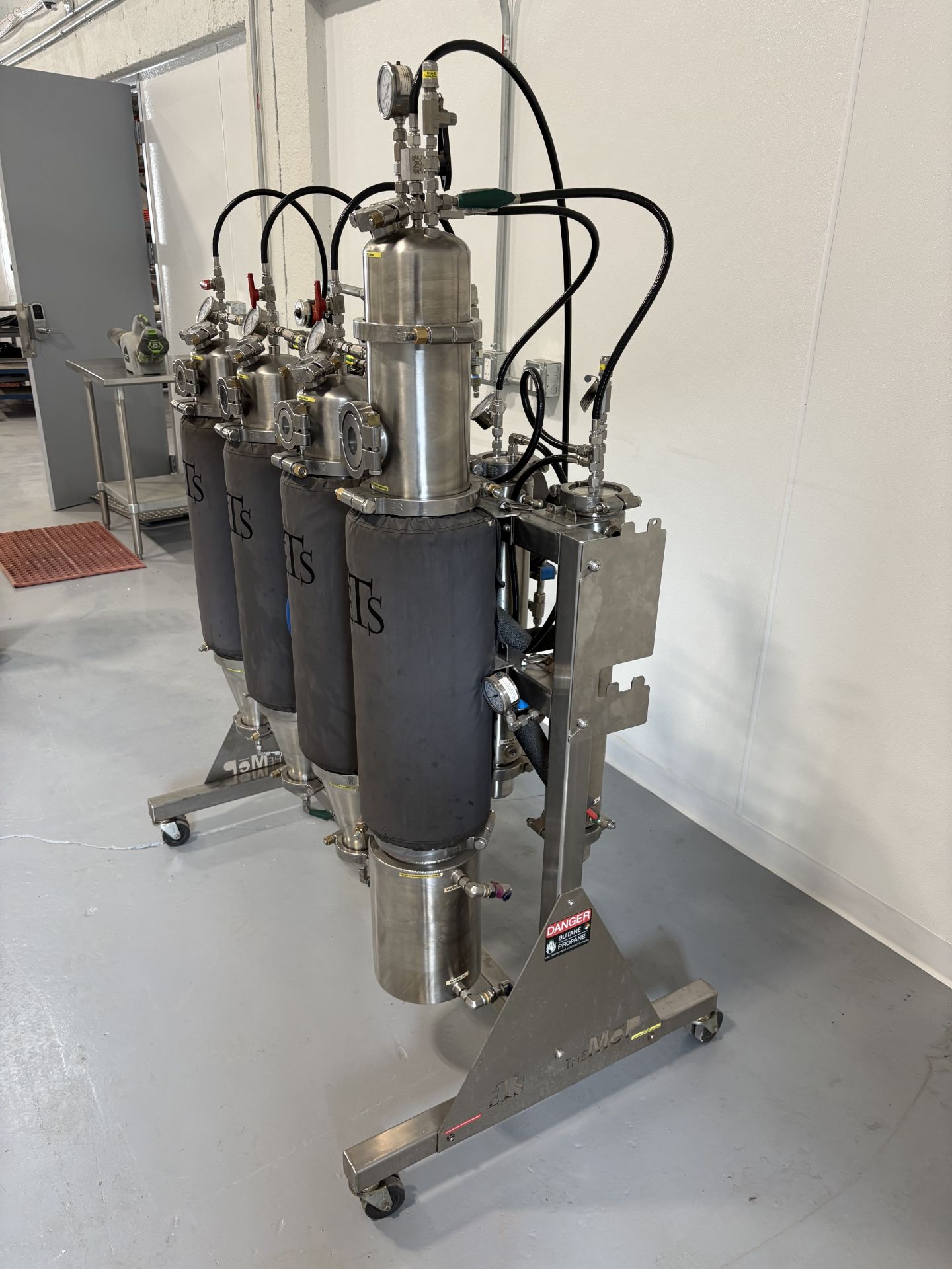 LOCATED IN ST. LOUIS, MO- Used ETS ExtractionTek MEP 30 HydroCarbon ...
