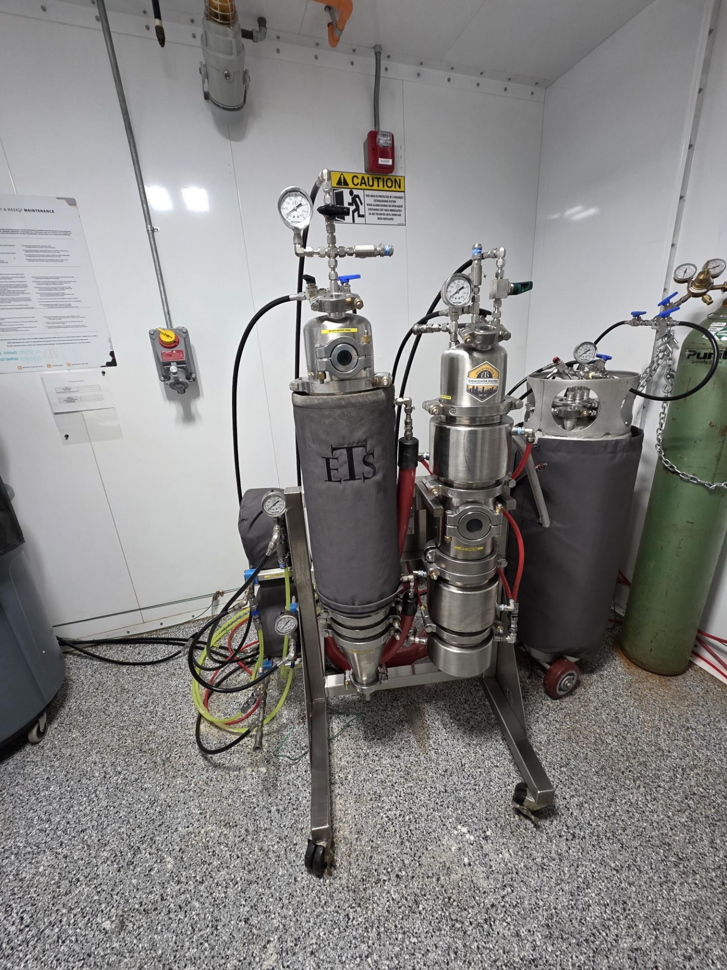 LOCATED IN DENVER, CO- Used ETS Closed-Loop Mini Mep Extractor. Model ...