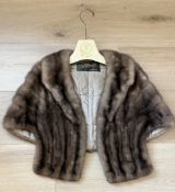 Vintage Vollbracht Furriers Emba Lutetia Gunmetal Mutation Mink Fur Stole Wrap