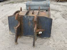 200 Excavator Rake, KMC 6