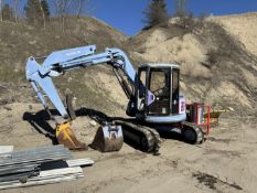 Hitachi EX75 UR Excavator - Note: Has not run for 3 years. Needs Work,