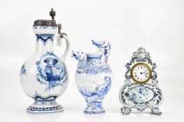 VILLEROY & BOCH METTLACH; a large and impressive Delft tankard, decorated with portraits, with a