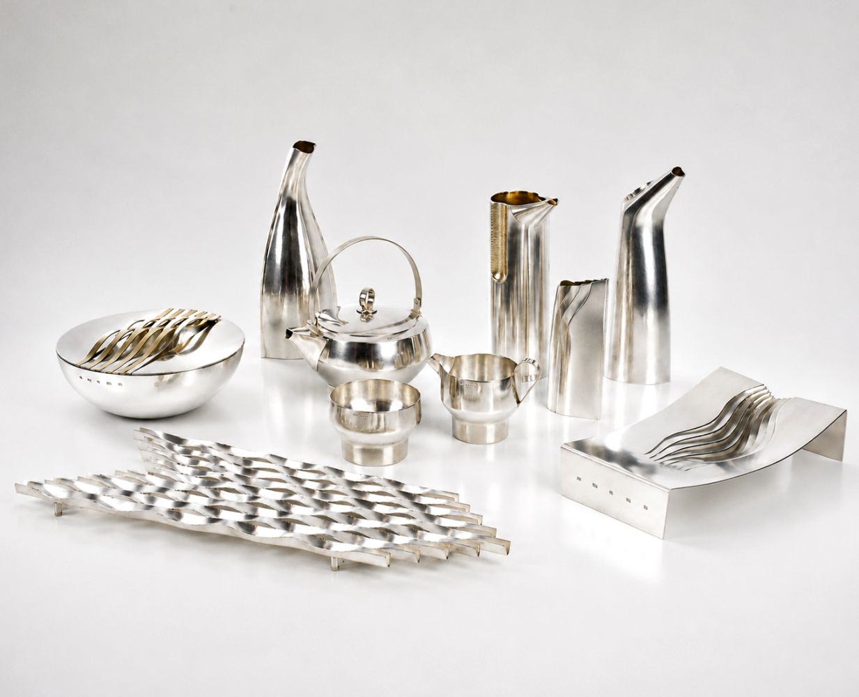 Specialist Auction: Decorative Arts (Macclesfield)