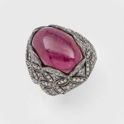 Extravaganter Rubin-Diamantring