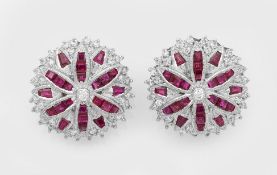 Paar elegante Rubin-Diamant-Ohrclips