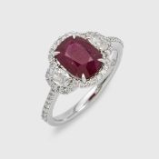 Eleganter Rubin-Diamantring